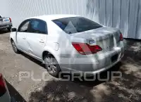 2005 Toyota AVALON photo