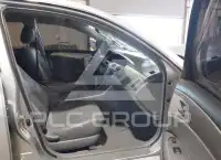 2005 Toyota AVALON фото