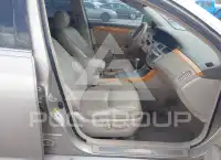 2005 Toyota AVALON фото