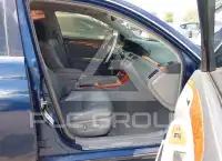 2005 Toyota AVALON photo