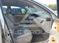 2005 Toyota AVALON фото