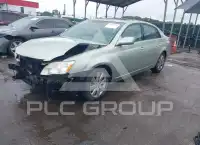 2005 Toyota AVALON фото