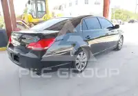 2005 Toyota AVALON фото