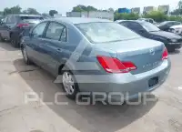 2005 Toyota AVALON фото