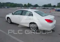 2005 Toyota AVALON photo