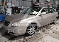 2005 Toyota AVALON photo