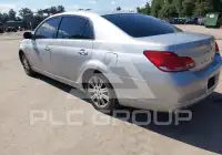 2005 Toyota AVALON фото