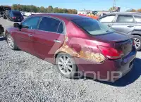 2005 Toyota AVALON photo