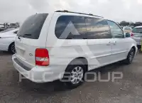 2005 KIA Sedona фото