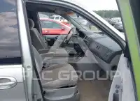 2005 KIA Sedona фото