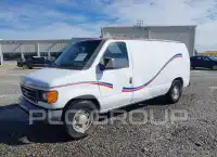 2005 Ford E-150 фото