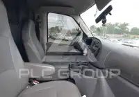 2005 Ford E-150 фото