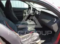 2005 Ford MUSTANG фото