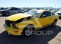 2005 Ford MUSTANG photo