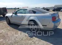 2005 Ford MUSTANG фото