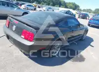 2005 Ford MUSTANG фото