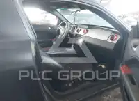 2005 Ford MUSTANG фото