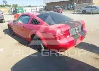 2005 Ford MUSTANG фото