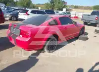 2005 Ford MUSTANG фото
