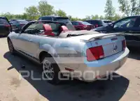 2005 Ford MUSTANG фото