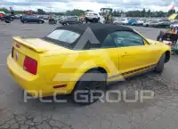 2005 Ford MUSTANG photo