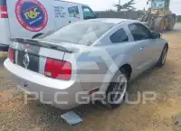 2005 Ford MUSTANG photo