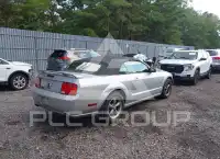 2005 Ford MUSTANG фото