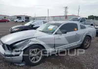 2005 Ford MUSTANG фото