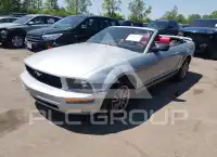 2005 Ford MUSTANG фото