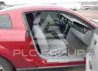 2005 Ford MUSTANG фото
