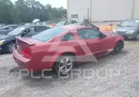 2005 Ford MUSTANG фото