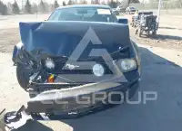 2005 Ford MUSTANG фото