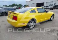 2005 Ford MUSTANG photo