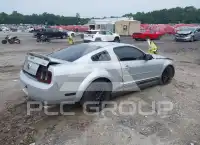 2005 Ford MUSTANG фото