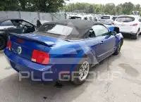 2005 Ford MUSTANG фото