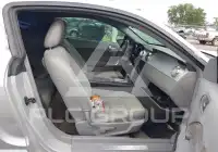 2005 Ford MUSTANG фото