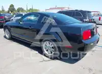 2005 Ford MUSTANG фото