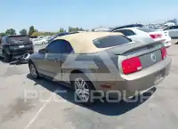 2005 Ford MUSTANG фото
