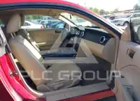 2005 Ford MUSTANG фото