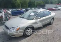 2005 Ford TAURUS photo