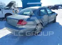 2005 Ford TAURUS photo