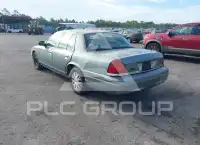 2005 Ford CROWN photo