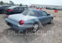 2005 Ford Thunderbird photo