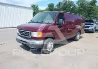 2005 Ford E-250 photo