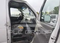 2005 Ford E-250 photo