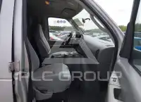 2005 Ford E-250 фото