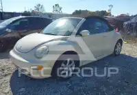 2005 Volkswagen BEETLE photo