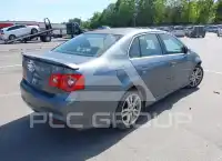 2005 Volkswagen Jetta photo