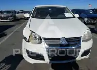 2005 Volkswagen Jetta photo