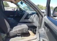 2006 Mitsubishi RAIDER фото